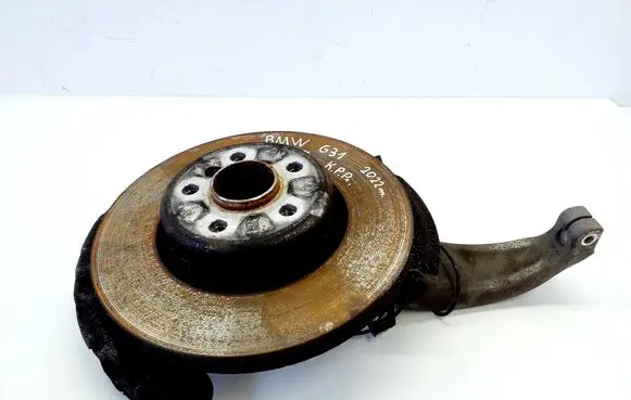 BMW 5 G30 G31 G38 Front wheel hub