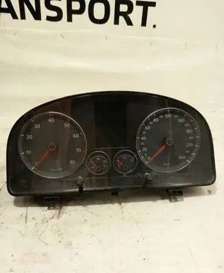 Volkswagen Golf V Speedometer (instrument cluster) V0002000 024010708