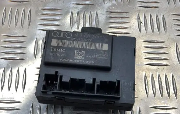 Audi A6 S6 C6 4F Door control unit/module 4F0959795F