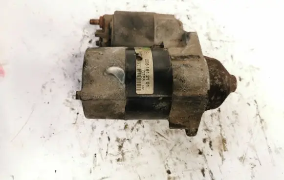 Mercedes-Benz A W169 Starter motor 0051512101 D7E8