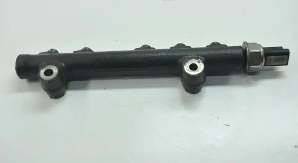 Ford Fiesta Fuel main line pipe