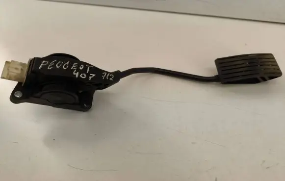 Peugeot 407 Accelerator throttle pedal F00C3E2429