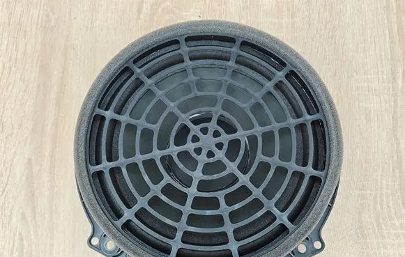 Audi A6 S6 C7 4G Front door speaker 4G2035415