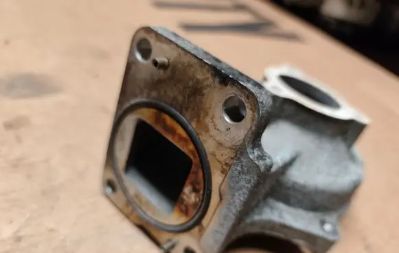 Jeep Cherokee III KJ other engine part 