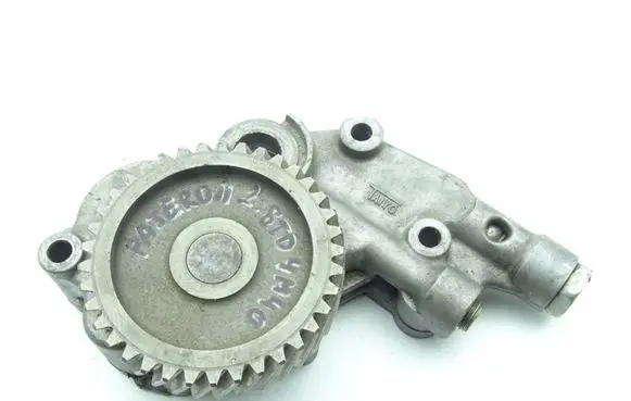 Mitsubishi Pajero Oil pump 