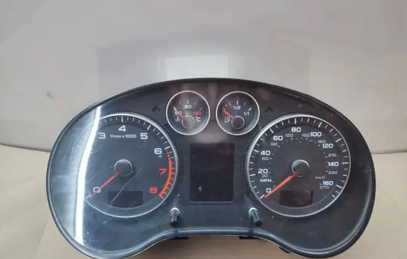 Audi A3 S3 8P Speedometer (instrument cluster) 8P0920982E
