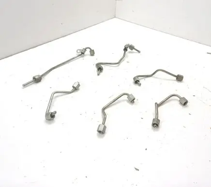 Honda CR-V Fuel injector supply line/pipe 