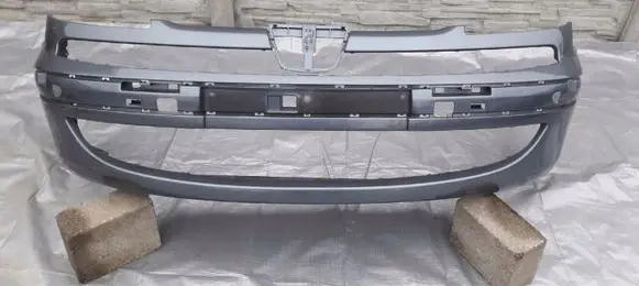 Peugeot 807 Front bumper 1484198077