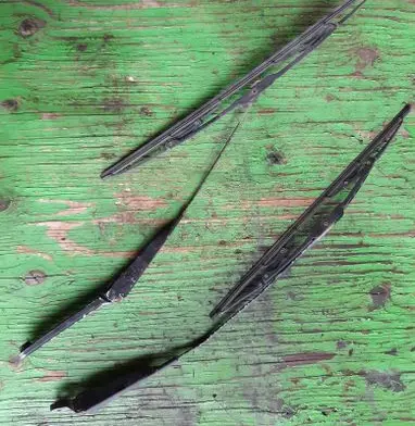 Renault Kangoo I Front wiper blade arm