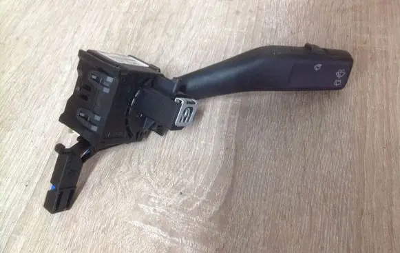 Audi A3 S3 8P Wiper control stalk 1K0953519