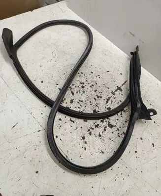 Volkswagen Arteon Front door rubber seal 3G8867338 54041721R