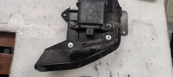 Mitsubishi Outlander Blind spot module 8638A228 A2C7643300000