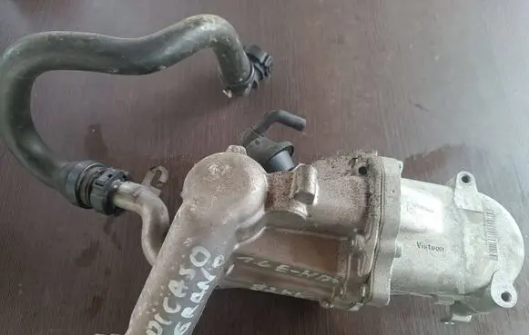 Citroen C4 Grand Picasso EGR valve cooler 9802194080 70215626 1417160336