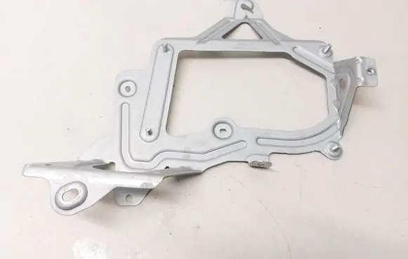 Mercedes-Benz CLA C117 X117 W117 Sound amplifier holder/bracket A1175451140