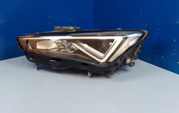Seat Leon IV Headlight/headlamp 5FB941007G 90188325