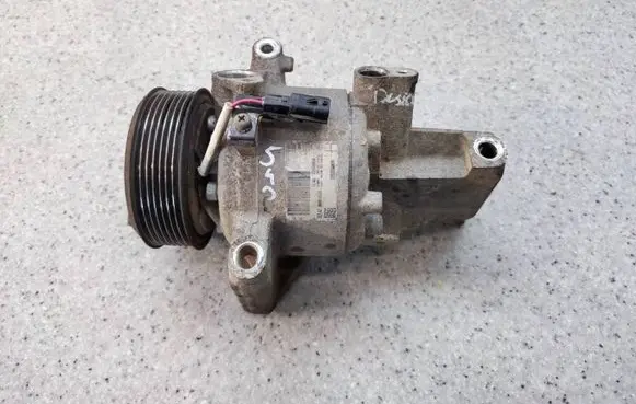 Dacia Duster II Air conditioning (A/C) compressor (pump) 926005689R52 926005689R