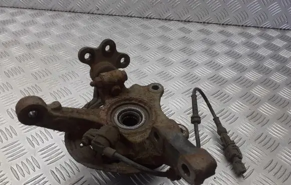 Opel Corsa C Front wheel hub spindle knuckle