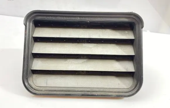Mercedes-Benz GL X164 Quarter panel pressure vent A1648300042