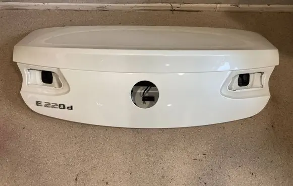 Mercedes-Benz E W238 Tailgate/trunk/boot lid