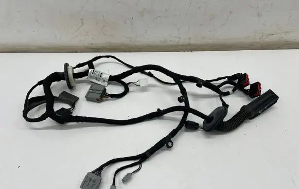 Land Rover Discovery 5 Front door wiring loom JY3214631 5TE28J009