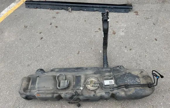 Mercedes-Benz Sprinter W906 Fuel tank A9064766901 A9064705894