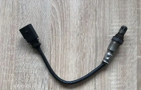 Volkswagen Cross Polo Exhaust pressure sensor 03F906262C