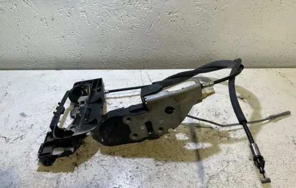 Dodge Challenger Front door lock 68066174AG 15187 761000AE