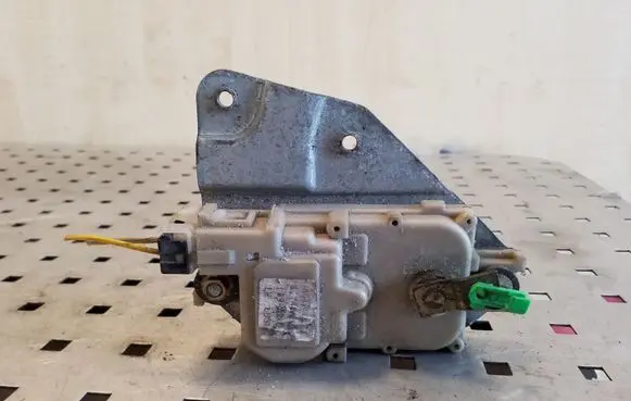 Opel Frontera A Central locking motor 