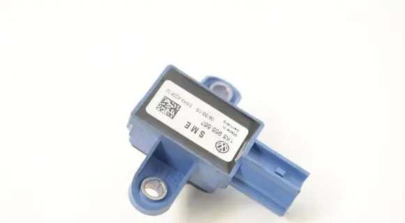 Volkswagen Scirocco Airbag deployment crash/impact sensor 1K8955557