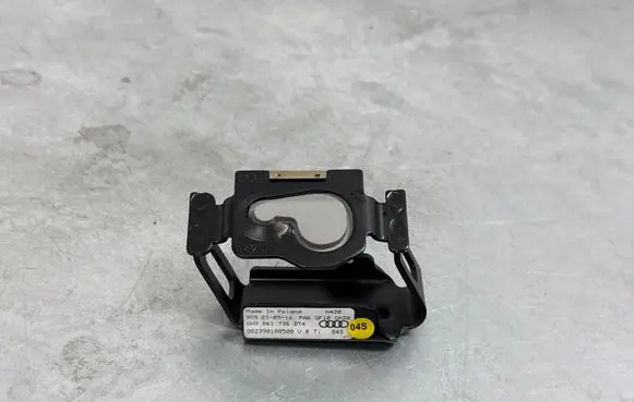 Audi A4 S4 B9 Cargo luggage net fixing mount 8W9861736