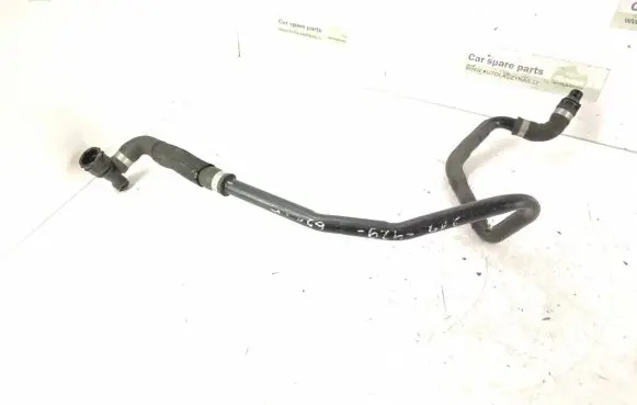 Mercedes-Benz E W212 Engine coolant pipe/hose DALISID4657 2125010024 A2125010024