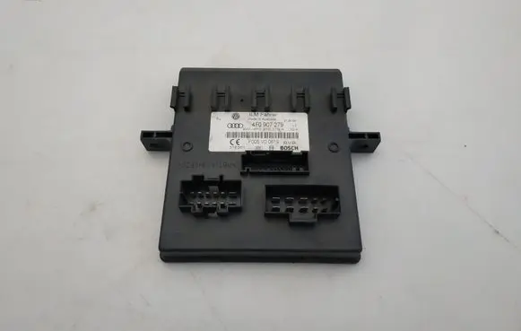 Audi A6 S6 C6 4F Central body control module 4F0907279
