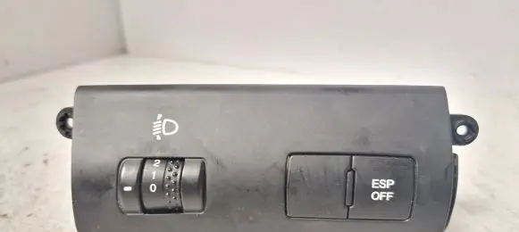 KIA Ceed Headlight level height control switch 933001h010