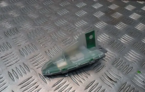 BMW X6 E71 Aerial GPS antenna 1682752