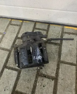 Audi A6 S6 C7 4G Front brake caliper 32335478 E2218