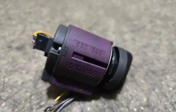 BMW 5 E39 Light switch 6909779
