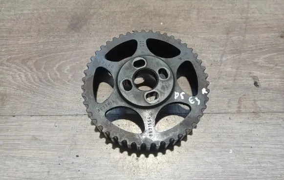 Volvo V70 Camshaft pulley/ VANOS 8631554