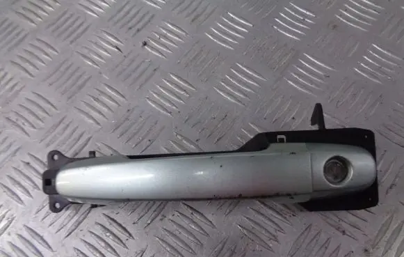 Toyota Avensis Verso Front door interior handle