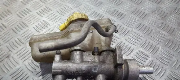Volkswagen Golf IV Master brake cylinder 311967