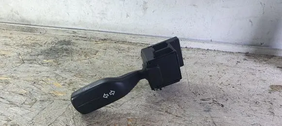 Ford Transit Indicator stalk 17D940