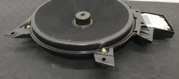 Audi A8 S8 D3 4E Subwoofer speaker 4E0035412A 373061