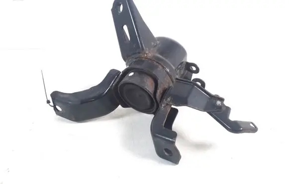 Toyota Prius+ (ZVW40) Engine mount bracket 12305-37301