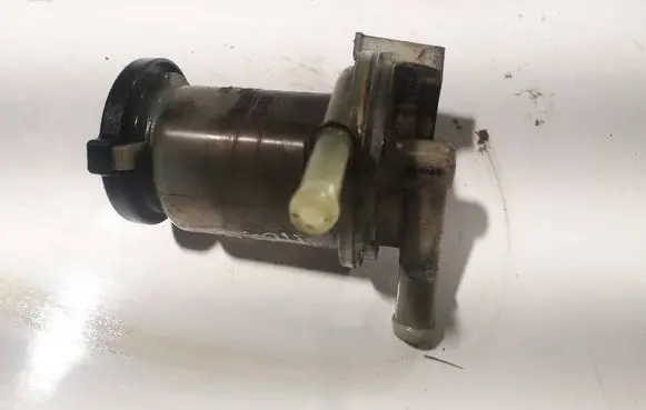 Toyota Avensis T250 Power steering fluid tank/reservoir 