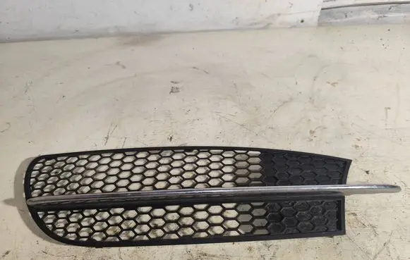Alfa Romeo 147 Front bumper lower grill 46557853