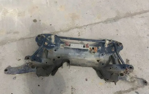 Renault Master III Front subframe