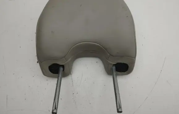 Volvo S80 Front seat headrest 
