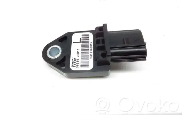Toyota Avensis T250 Airbag deployment crash/impact sensor 8983405010 241418681G