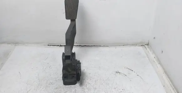 Opel Zafira A Accelerator throttle pedal 0281002298 08702354 90581208