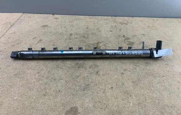 BMW X3 F25 Fuel main line pipe 7805423 13537805423 13537800124