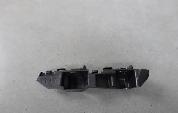 Opel Insignia B Front bumper mounting bracket 39204262 366947856